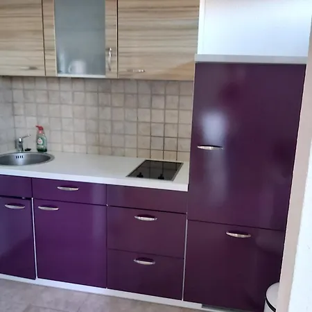 Apartment 公寓 *